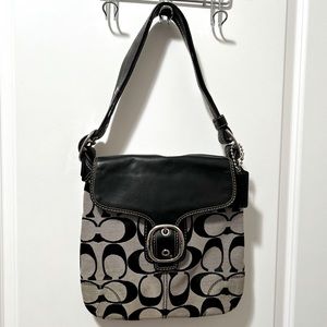 🛑 SOLD 🛑 Vintage Coach Signature Jacquard/Leather CrossBody Messenger Saddle Bag